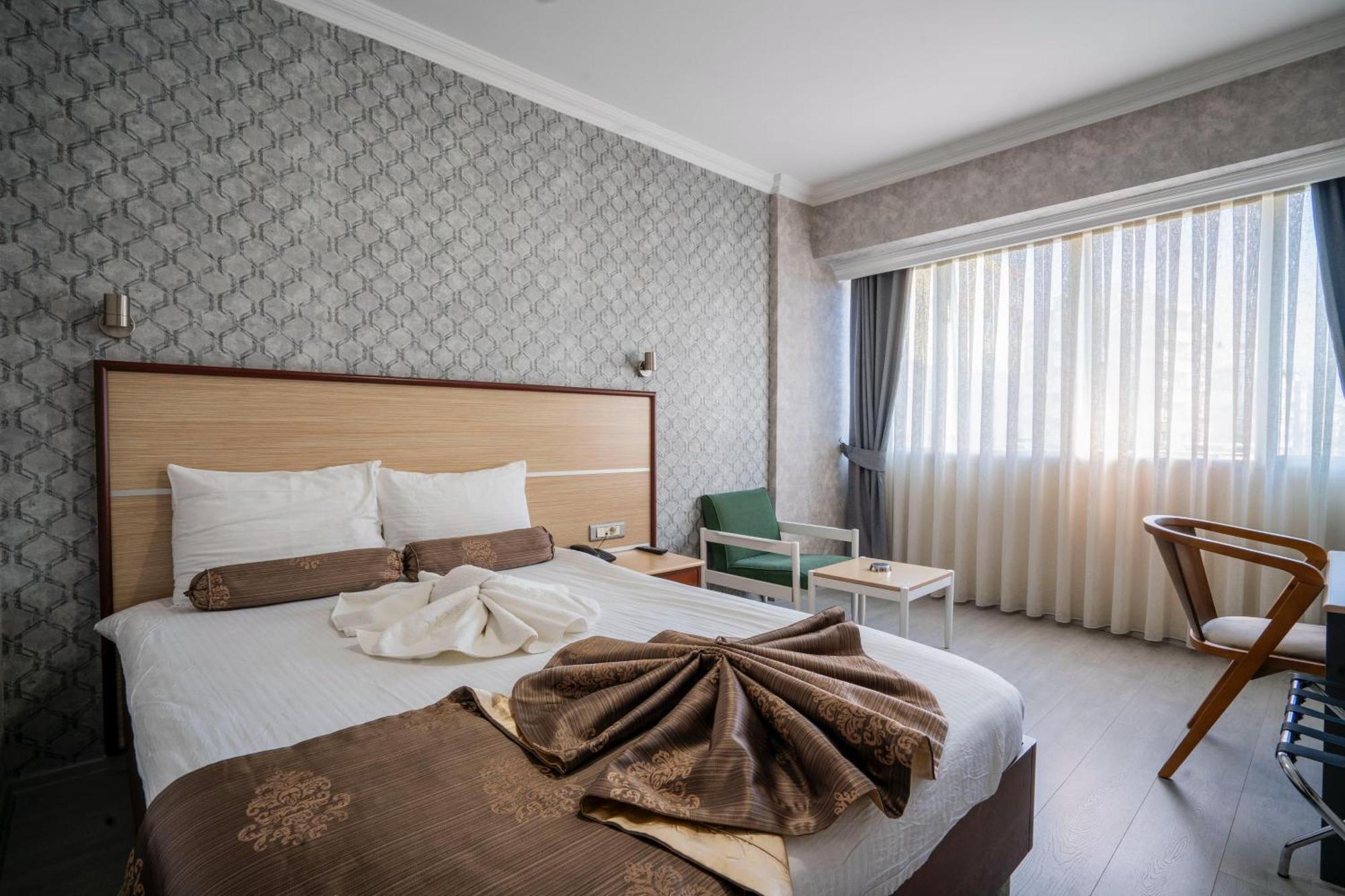 Halley Otel Denizli  Exteriör bild